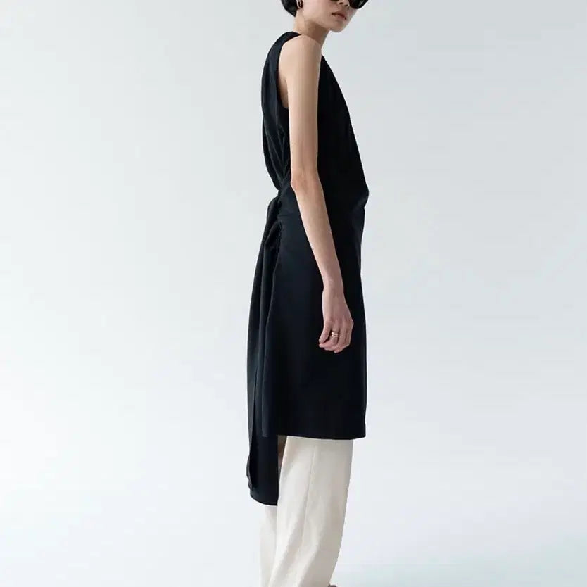 [SOLD OUT] lfm Giulia Halter Dress 원피스