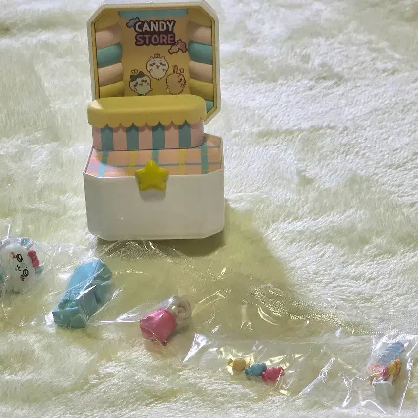 [BUNJANG] Monjjakui Random Compact Shop Momongga Candy Store / 먼작귀 랜덤 콤팩트샵 모몽가 사탕가게