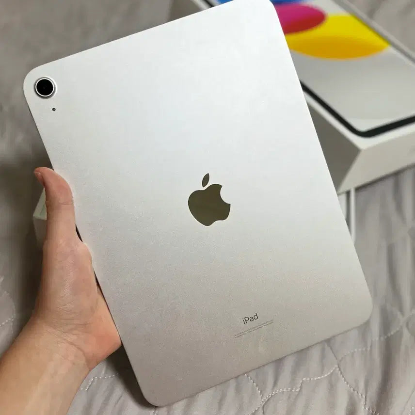 [BUNJANG] Apple iPad 10th Gen 64GB WiFi with Stylus and Charger / 아이패드 10세대 64 짭플펜슬+충전기 wifi