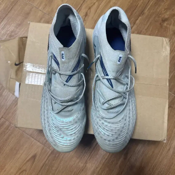 [BUNJANG] Puma Future 9 FG/AG Football Boots Size 270 / 푸마 퓨처9(270)