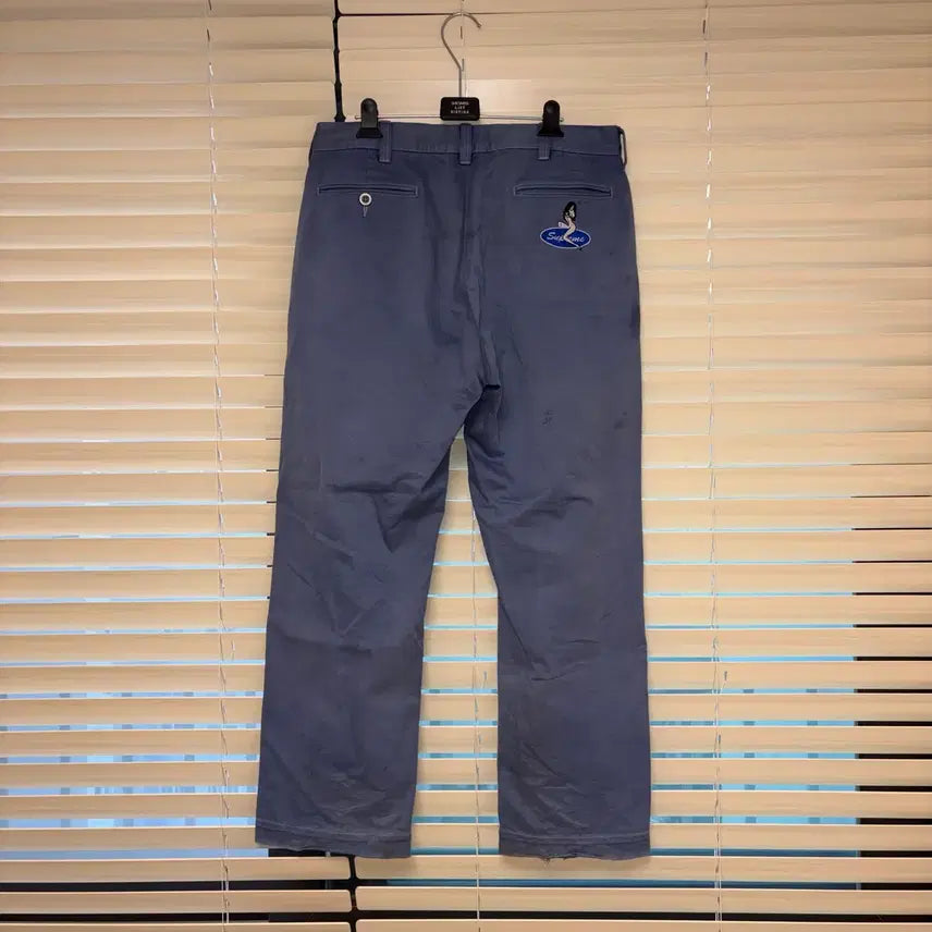 [SOLD OUT] 슈프림 Supreme 핀업걸 치노 팬츠 바지 워시드 블루 32