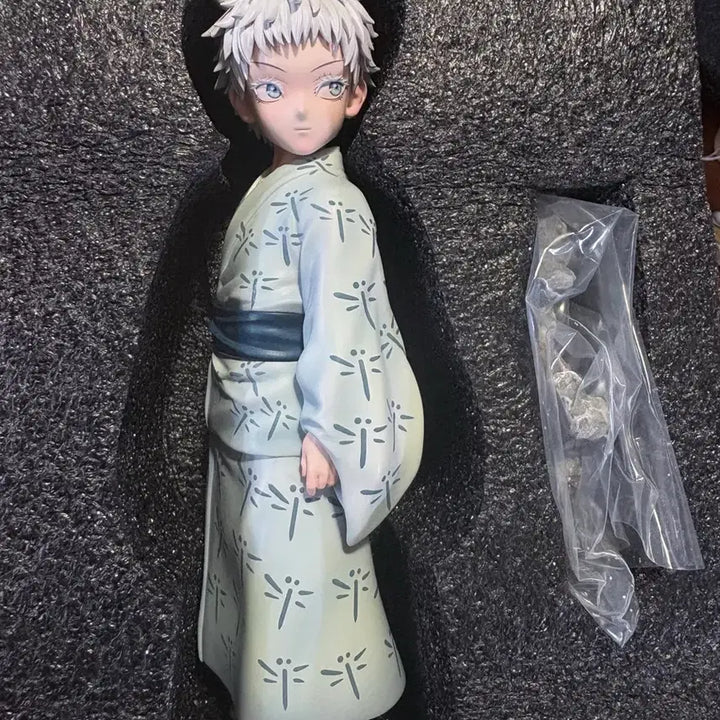 [BUNJANG] Gugu Mimo Gojo Childhood Jujutsu Kaisen Resin Figure / gugu mimo 고죠 어린시절 주술회전 레진 피규어