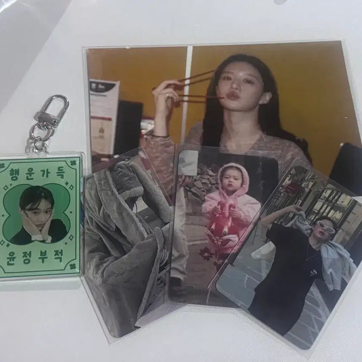 [BUNJANG] 2026 Go Yoon-jung Birthday Cafe Special Edition Postcard Photocard / 2026 고윤정 생일카페 특전 엽서 포토카드 포카