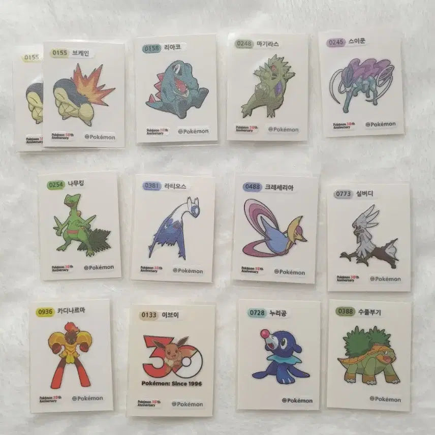 [BUNJANG] Pokemon Stickers (Eevee, Charizard, Tyranitar, Silvally, Golisopod, Rowlet) / 포켓몬 띠부씰(브케인 리아코 마기라스 스이쿤 나무킹 라티오스 카디나르마)