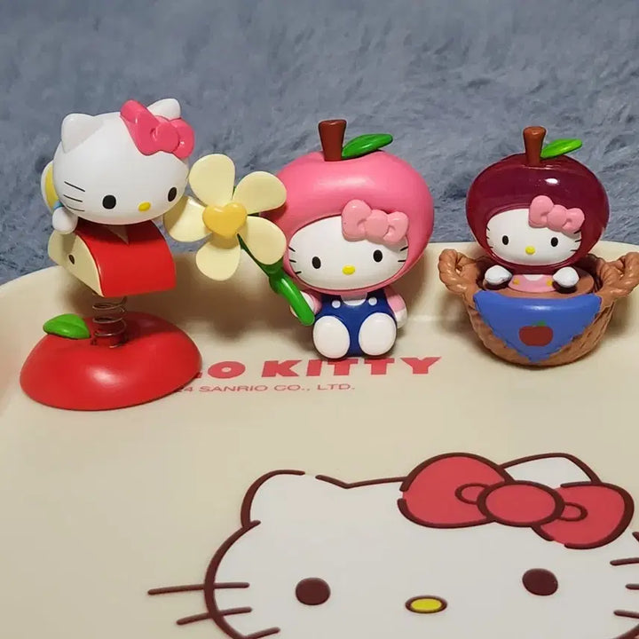 [BUNJANG] Sanrio Apple Kitty Figure Set (3 Types) / 사과 키티 세트