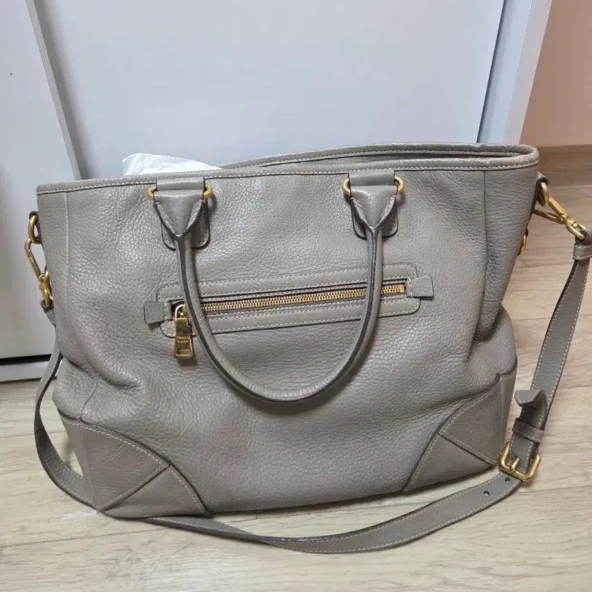 [BUNJANG] Prada Genuine Leather Handbag / 정품 프라다 가방