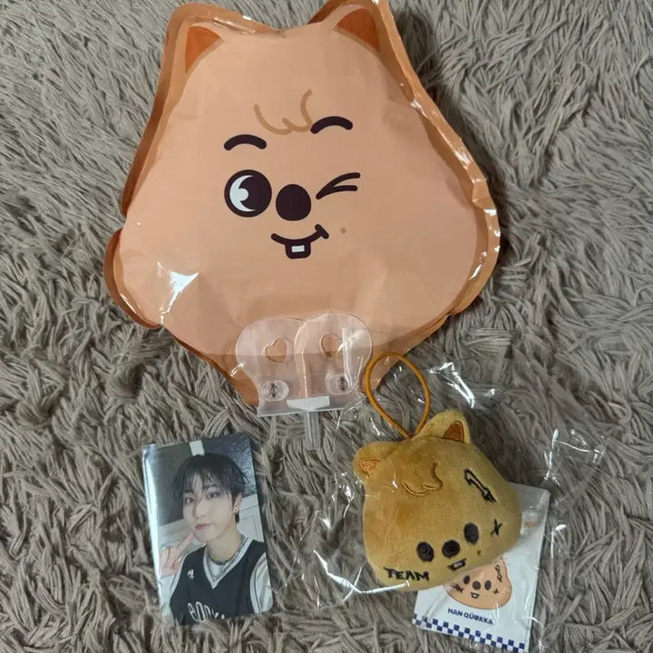 [BUNJANG] Stray Kids Karma Bundle Set Han Jisung Photocard, Name Tag, Hanquokka / [일괄] 스키즈 카르마 팝업 스키주 한쿼카 네임텍 한지성 포카
