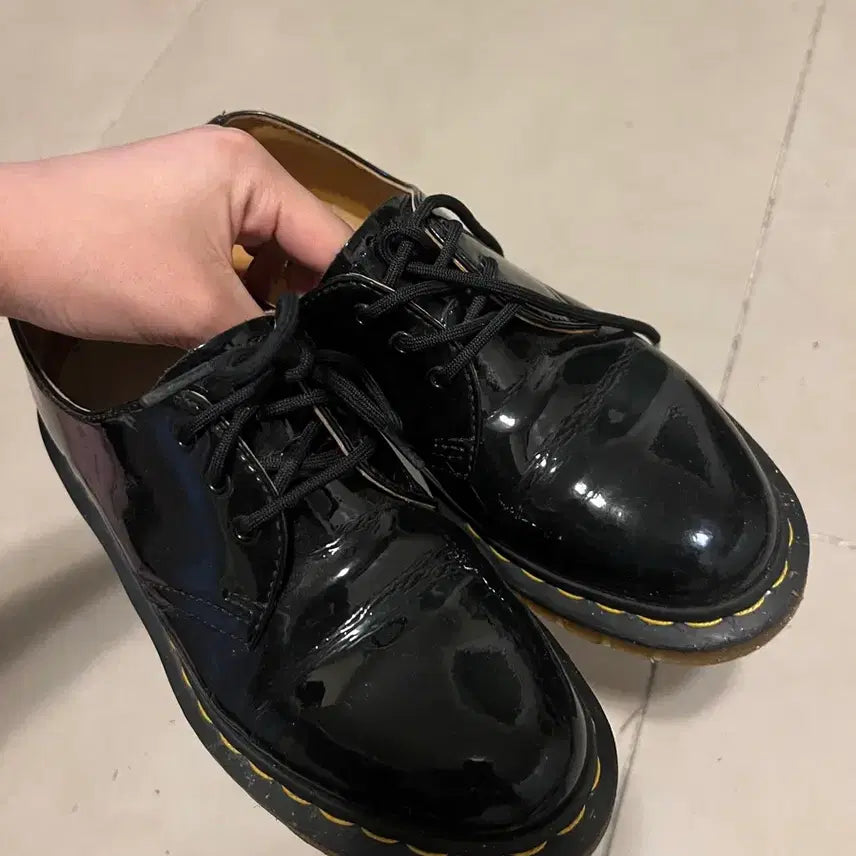 [BUNJANG] Dr. Martens 1461 Patent Leather Shoes UK 4 / 닥터마틴 1461 유광 uk4