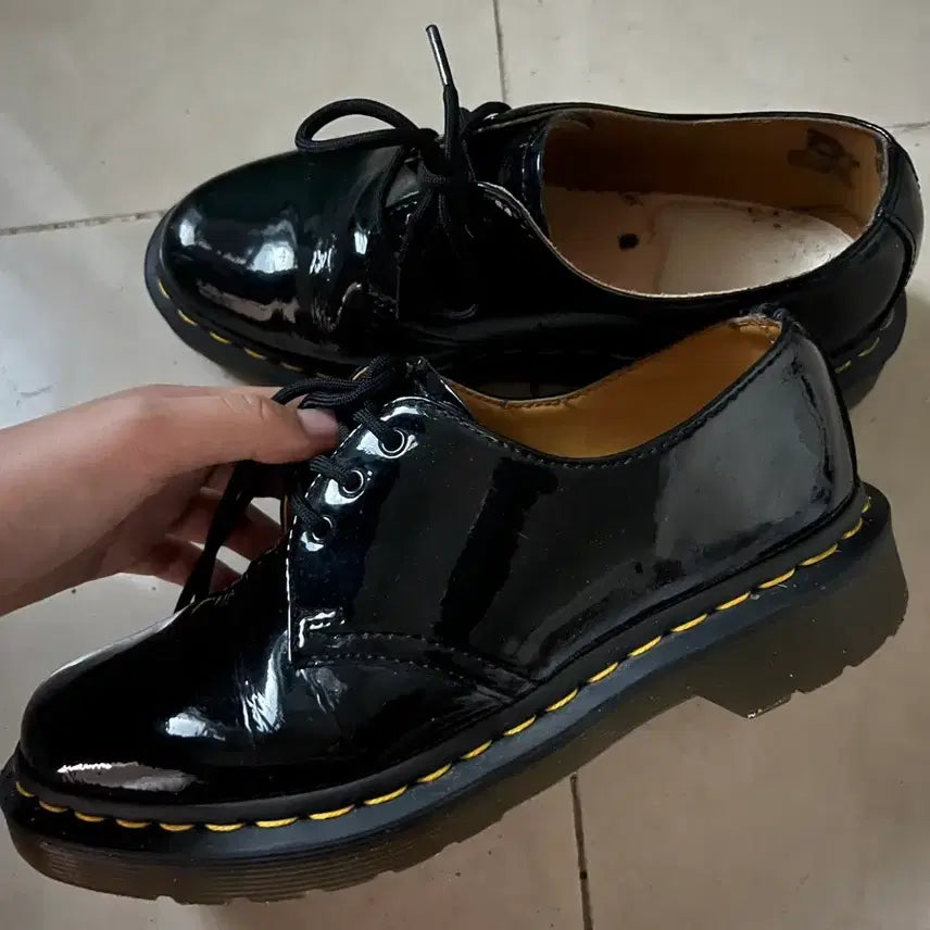 [BUNJANG] Dr. Martens 1461 Patent Leather Shoes UK 4 / 닥터마틴 1461 유광 uk4