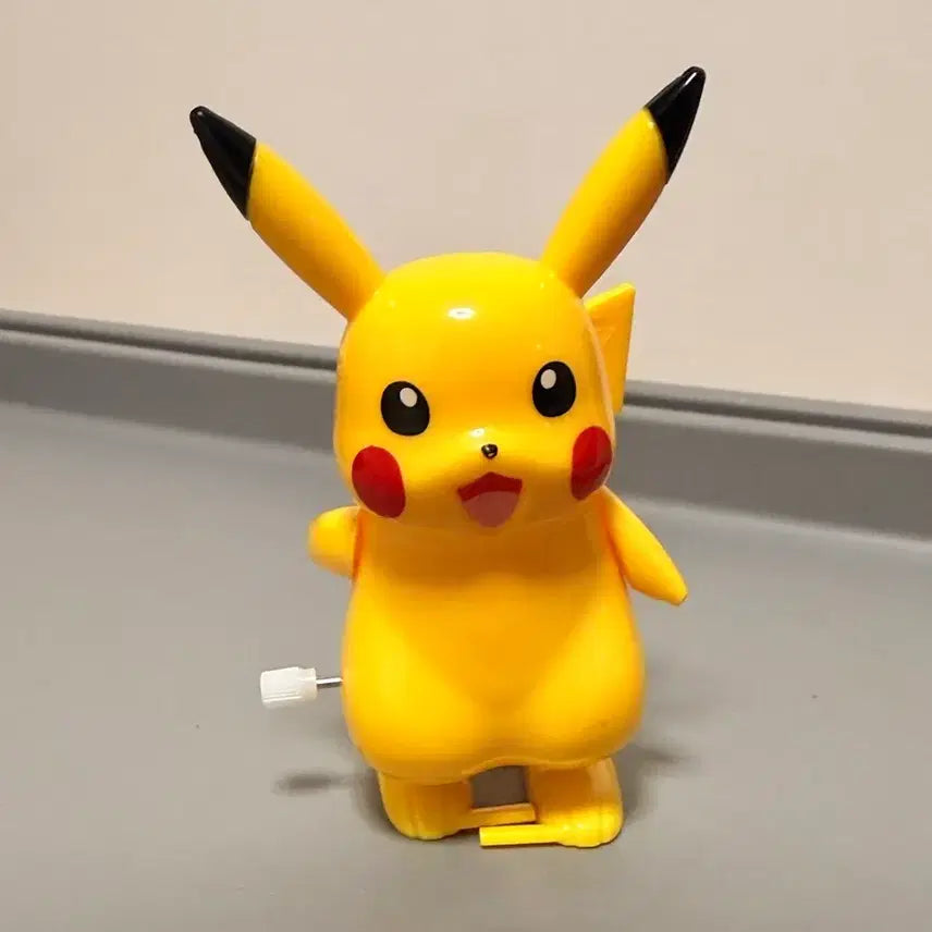 [BUNJANG] Pikachu Wind-up Toy Figure / 피카츄 피규어 태엽인형