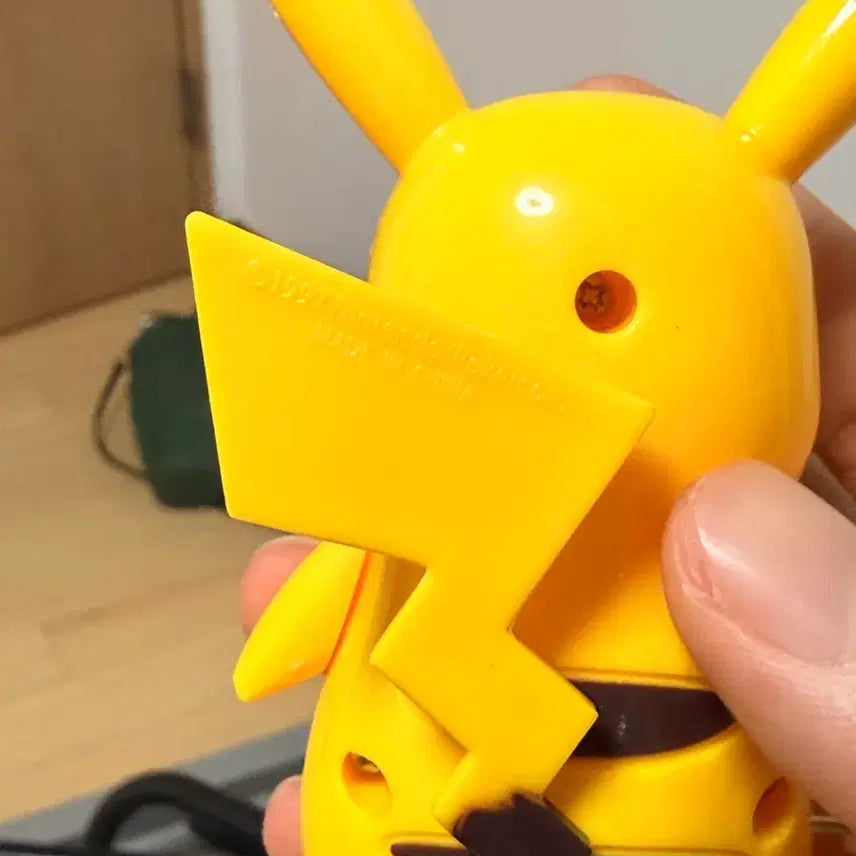 [BUNJANG] Pikachu Wind-up Toy Figure / 피카츄 피규어 태엽인형