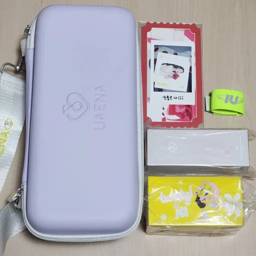 [BUNJANG] IU Official Lightstick Case &amp; Accessories Bundle / 아이유 응원봉 케이스+파츠 등등