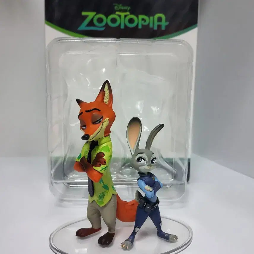 [BUNJANG] Disney Zootopia Nick Wilde &amp; Judy Hopps UDF &amp; Pop Mart Figures Bundle Set / 개봉양품, 일괄]주토피아 닉 주디 Udf, 팝마트 피규어