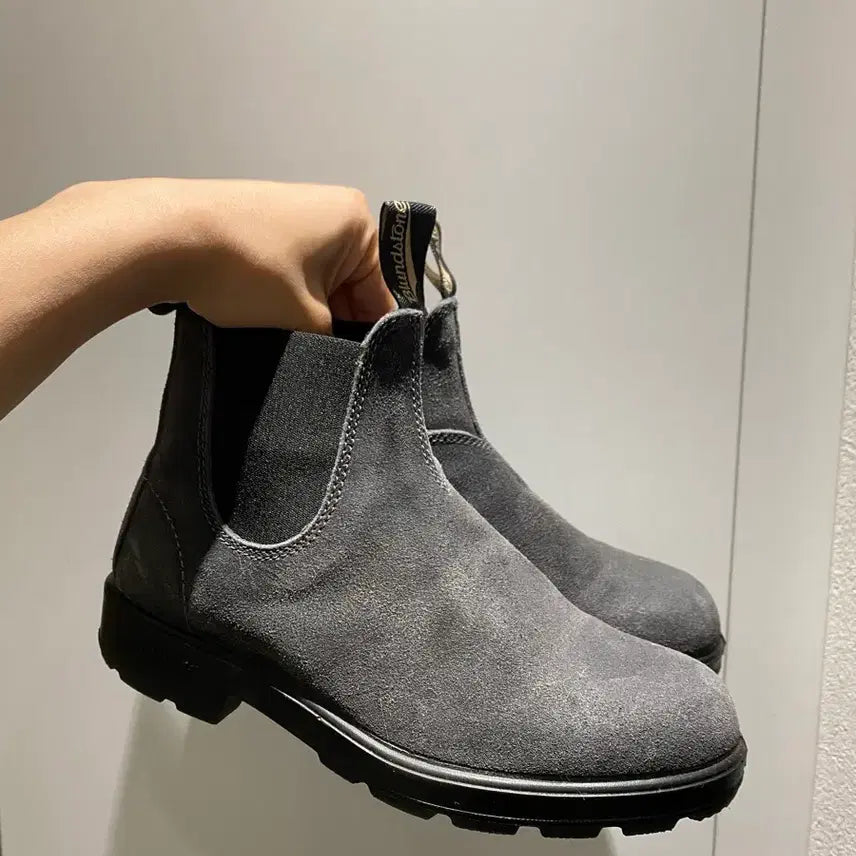 [BUNJANG] Blundstone 1910 Steel Grey Boots (Size 5.5) / 블런드스톤 1910 스틸그레이 (5.5)