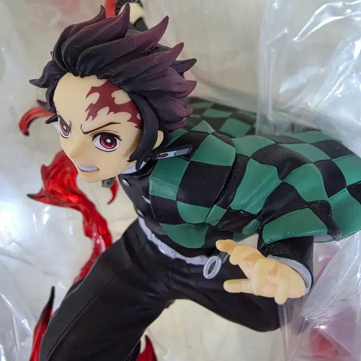 [BUNJANG] Aniplex+ Demon Slayer: Kimetsu no Yaiba Tanjiro Kamado Ichiban Kuji Figure / 아츠제로 귀멸의 칼날 카마도 탄지로 전집중 피규어 팝니다