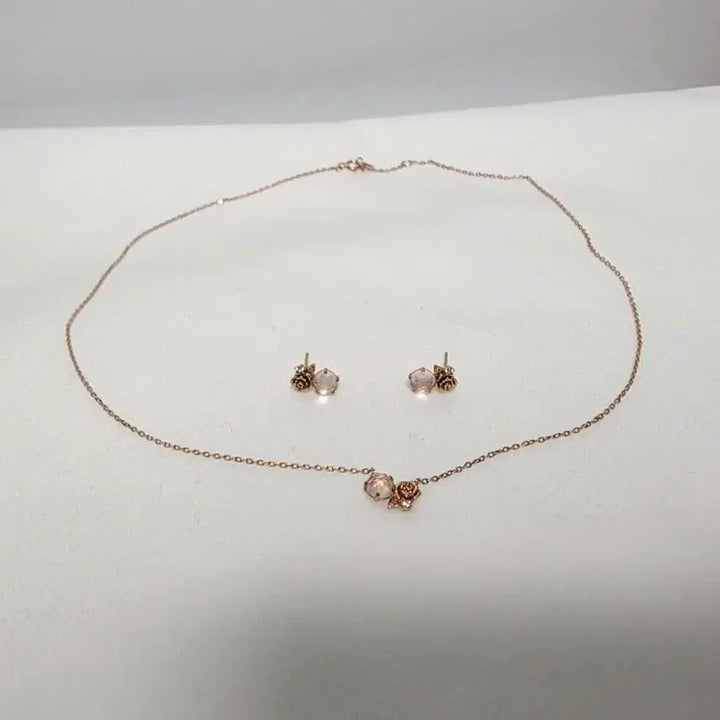 [BUNJANG] Lloyd Disney Beauty and the Beast 14k Gold Rose Quartz Set / 로이드 디즈니 콜라보 뷰티앤비스트 14k 골드 gold 세트 장미