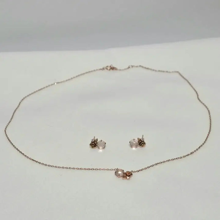[BUNJANG] Lloyd Disney Beauty and the Beast 14k Gold Rose Quartz Set / 로이드 디즈니 콜라보 뷰티앤비스트 14k 골드 gold 세트 장미