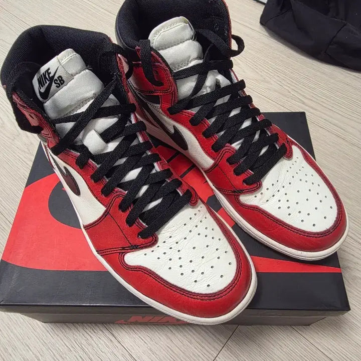[BUNJANG] Air Jordan 1 High "Lost and Found" (Restoration) - Custom / [275] 조던1 하이 라투시(벗투시)