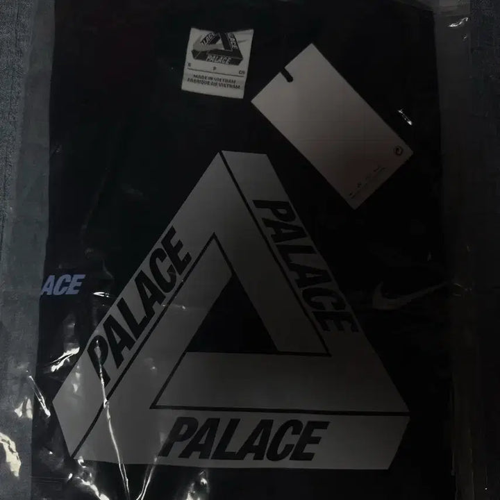 [BUNJANG] Nike x Palace Collaboration T-Shirt Black / 나이키 팔라스 티셔츠