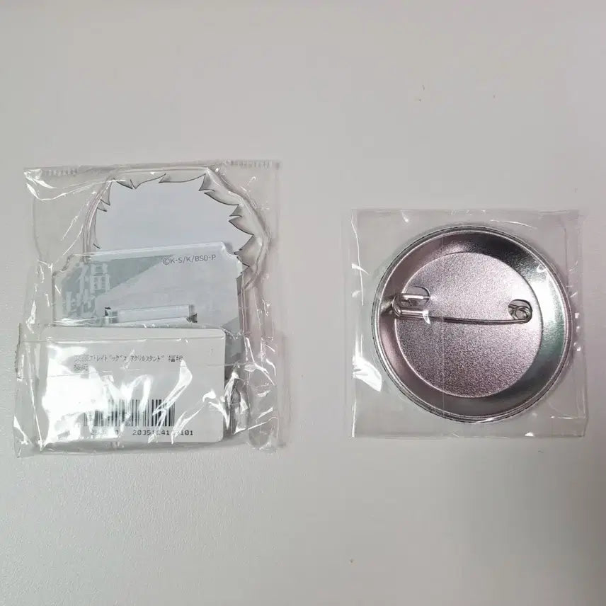 [BUNJANG] Bungo Stray Dogs Fukuchi Acrylic Stand &amp; Can Badge Bundle Set (Sealed) / 문호스트레이독스 후쿠치 블루레이 dvd 특전 아크릴 스탠드, 캔뱃지 일괄