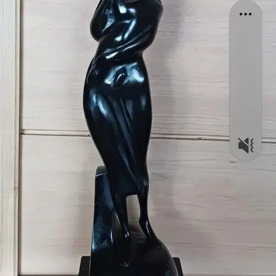 [BUNJANG] Heavy 6kg Sculpture with Height-Increasing Base (57cm) / 57센치 키높이 6kg중량가격조정조각상