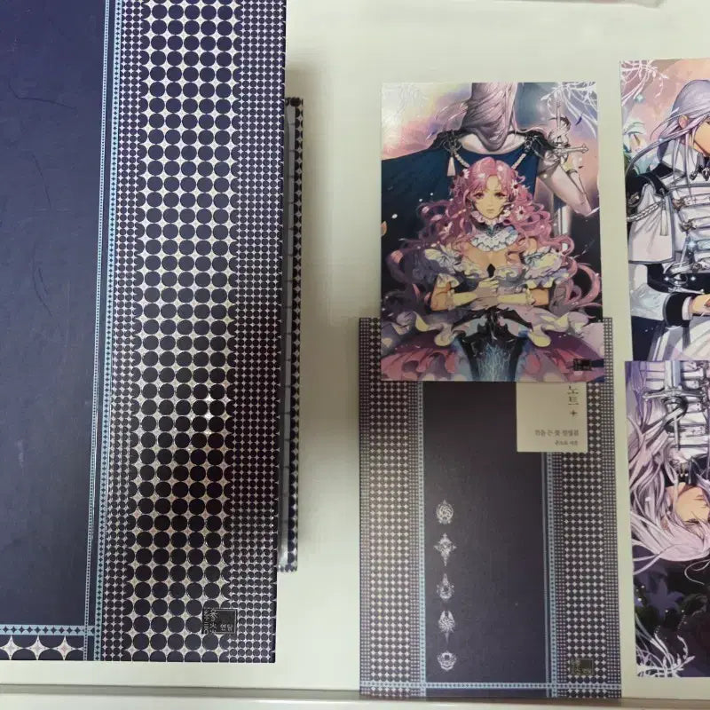 [BUNJANG] A Flower with a Sword First Edition Signed Postcard Notebook / 검을든꽃 초판 기오사노트 엽서 사인
