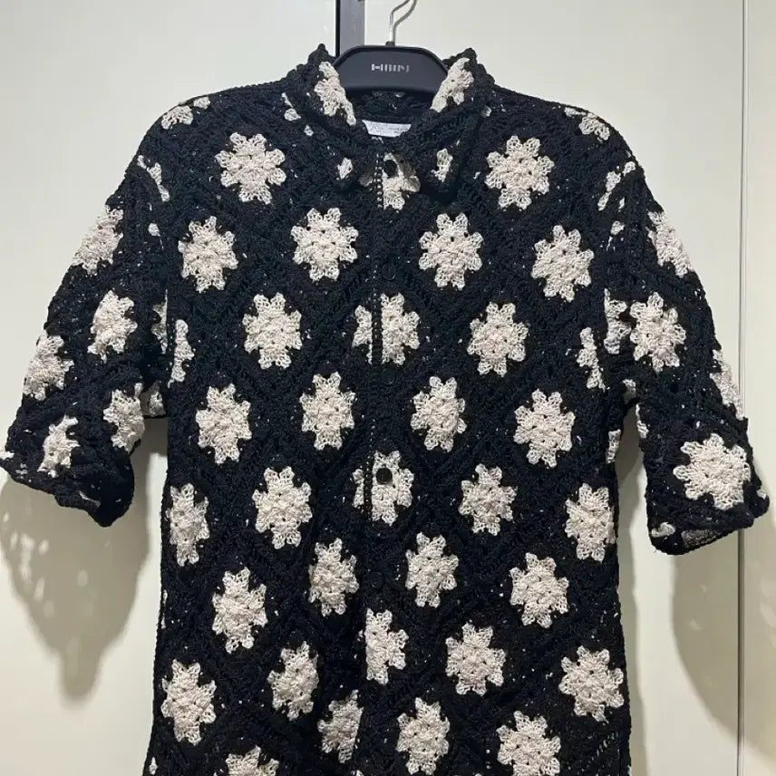 [BUNJANG] Zara Man Crochet Flower Shirt (Medium) / 자라 맨 크로셰 플라워 셔츠 M