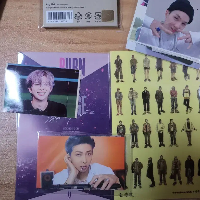 [BUNJANG] BTS Bundle Set Official &amp; Unofficial Merchandise / BTS 방탄소년단 굿즈 대량 일괄 판매 / 아미집 시즌그리팅 앨범 포카