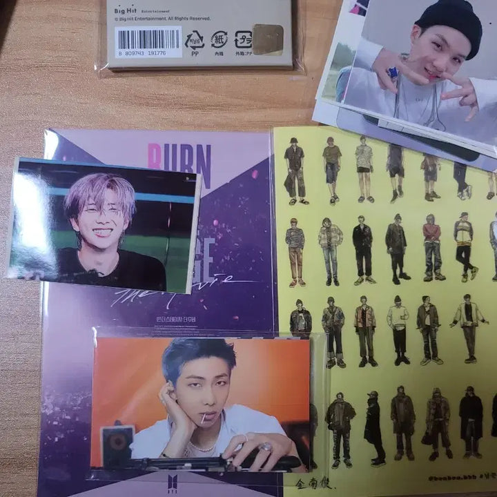 [BUNJANG] BTS Bundle Set Official &amp; Unofficial Merchandise / BTS 방탄소년단 굿즈 대량 일괄 판매 / 아미집 시즌그리팅 앨범 포카