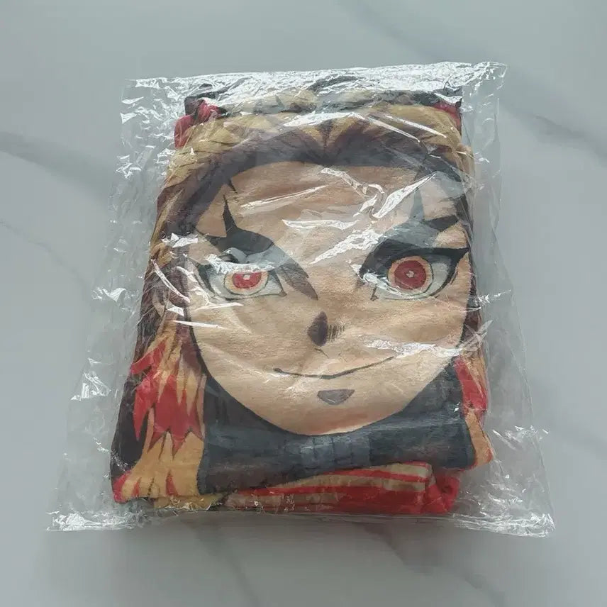 [BUNJANG] Demon Slayer Kyojuro Rengoku Blanket (Unsealed) / 귀멸의 칼날 주합회의 렌고쿠 담요 미개봉