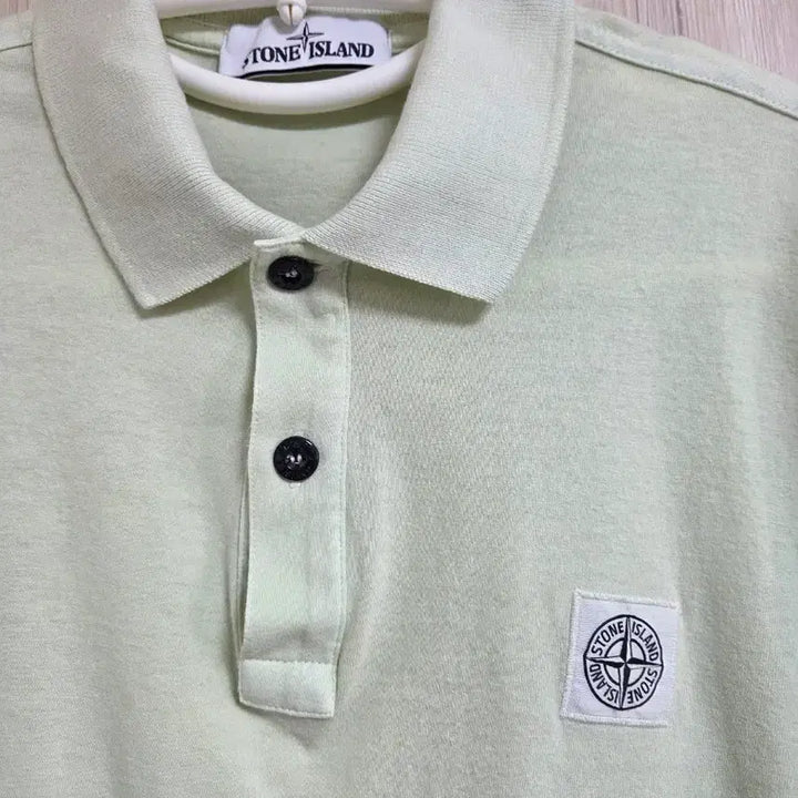 [SOLD OUT] 스톤아일랜드 카라티 라임색 m