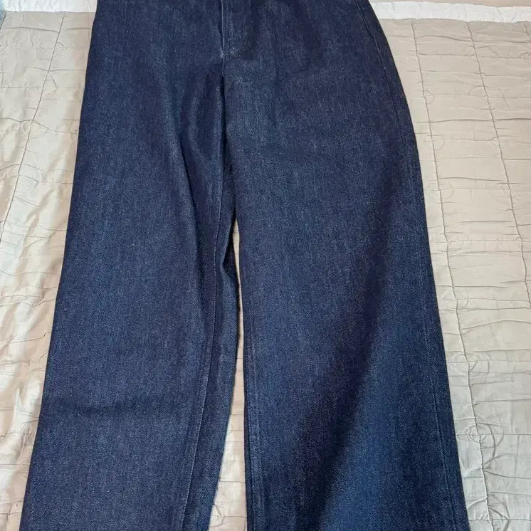 [BUNJANG] Uniqlo Wide Straight Jeans Blue / 유니클로 와이드스트레이트진 (32)