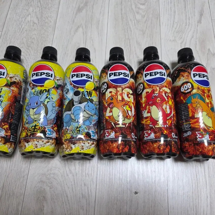 [BUNJANG] Pepsi x Pokémon 30th Anniversary Limited Edition Collaboration Cola Set / 펩시x포켓몬 30주년 한정판 콜라보