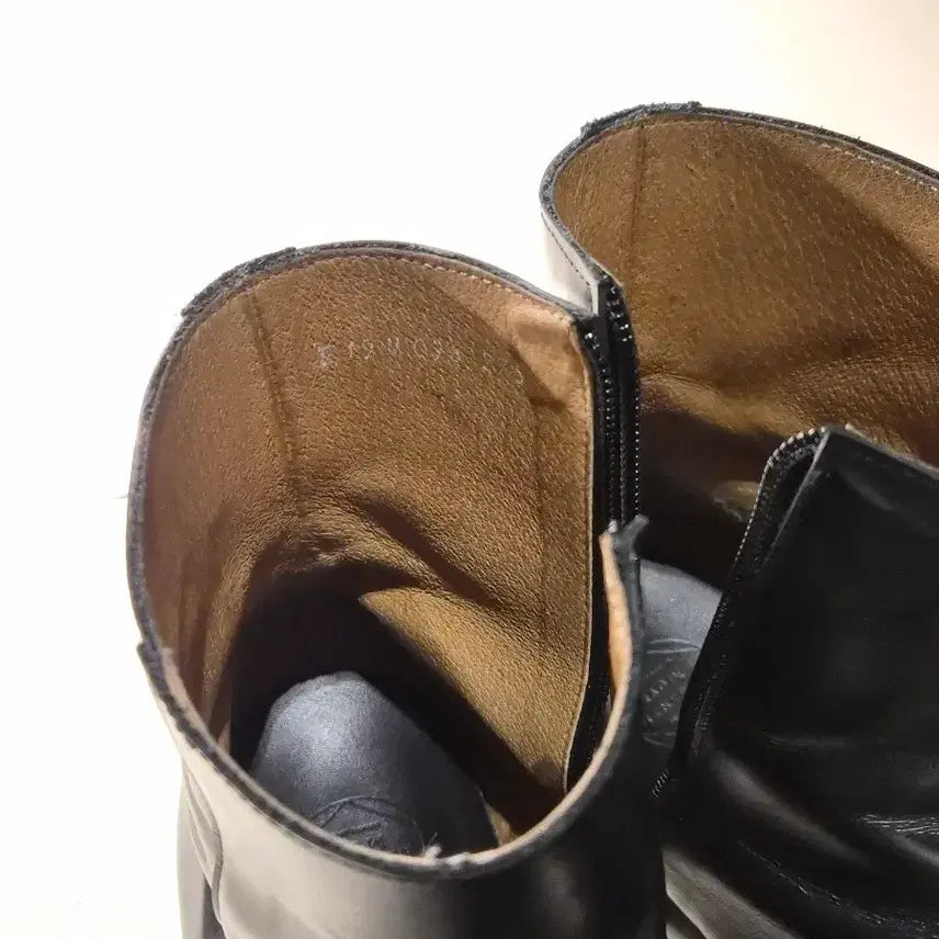 [BUNJANG] Romanticmove Square-Toe Chelsea Boots / 로맨틱무브 스퀘어토 첼시부츠