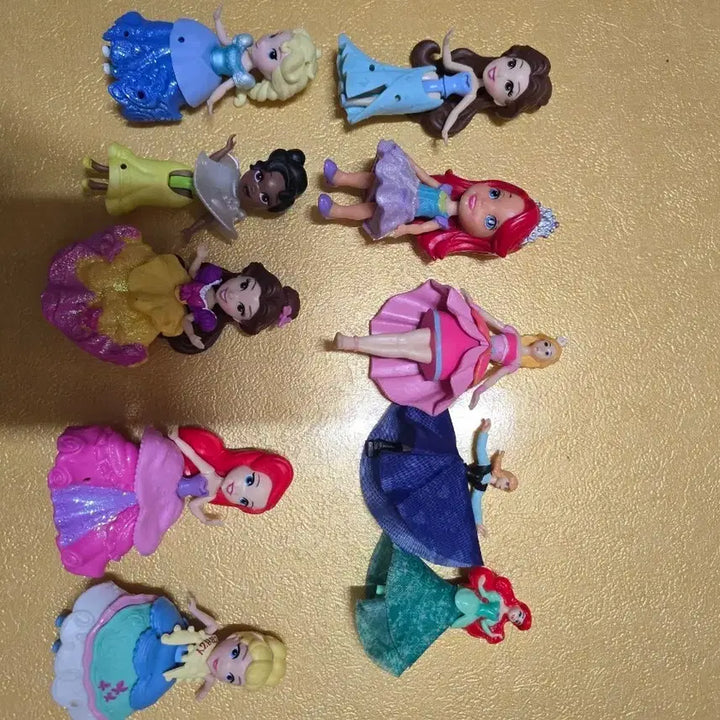 [BUNJANG] Disney Princess Doll Set (10 Pieces) / 디즈니 공주 인형 10개