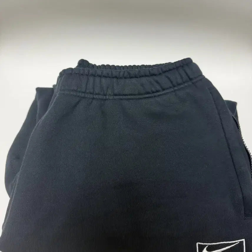 [SOLD OUT] 나이키 x 스투시 블랙 트레이닝 팬츠 L