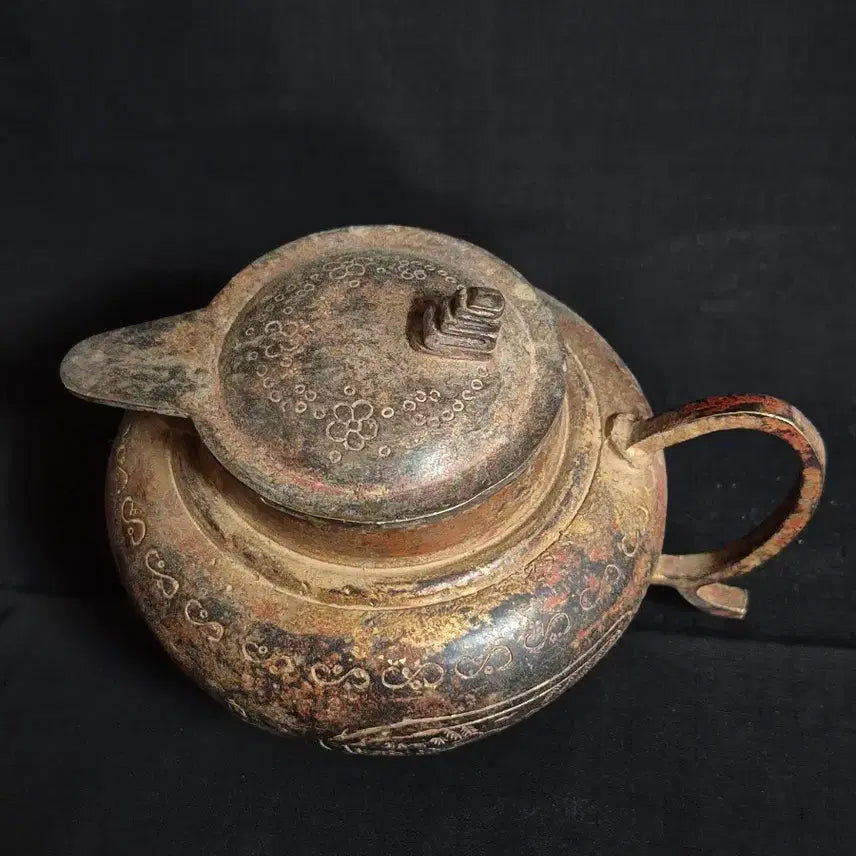 [BUNJANG] Antique Bronze Engraved Kettle Oil Lamp / 동 브론즈 음각 문자 도안 주전자 호롱 연적