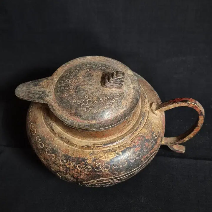 [BUNJANG] Antique Bronze Engraved Kettle Oil Lamp / 동 브론즈 음각 문자 도안 주전자 호롱 연적