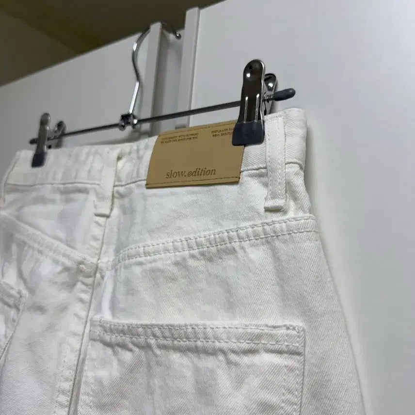 [BUNJANG] Slowmood Wide Pintuck Denim Pants Ivory S (Short Ver.) / 슬로우무드 와이드 핀턱 데님 팬츠 아이보리 s (숏버전)