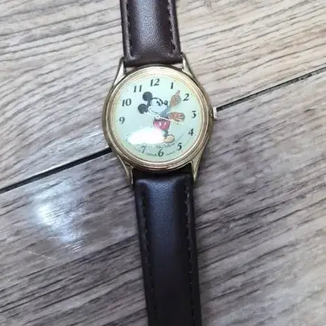 [BUNJANG] Lorus Vintage Mickey Mouse Women&