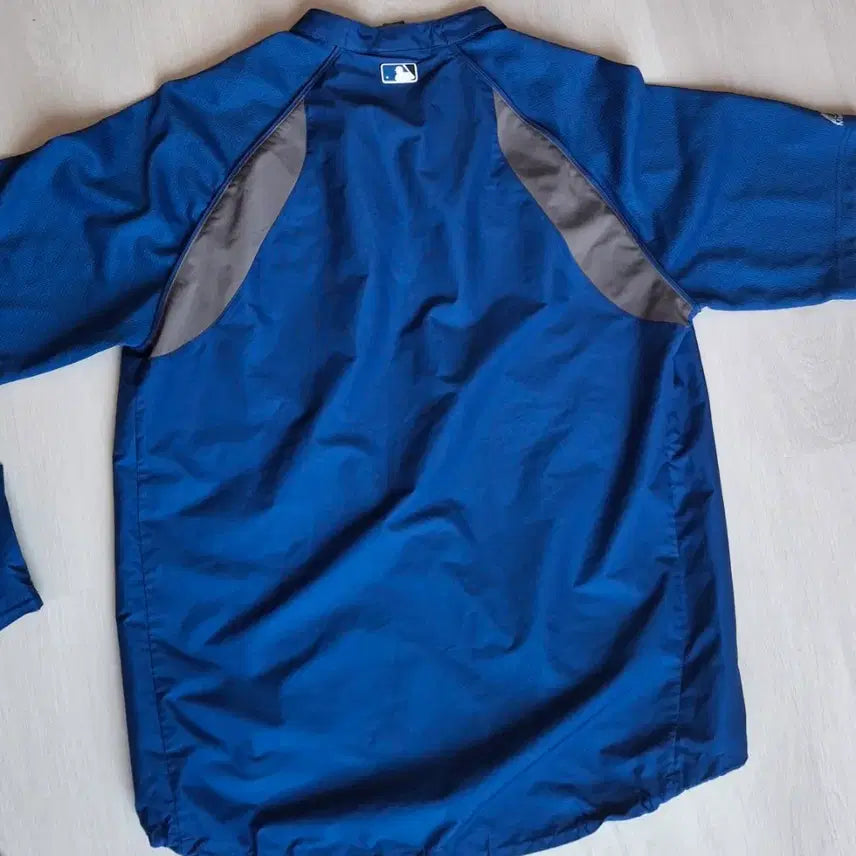 [BUNJANG] Majestic Toronto Blue Jays Windbreaker / 마제스틱 토론토 블루재이스 바람막이