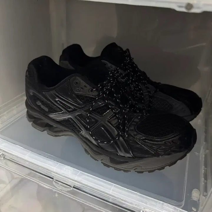 [BUNJANG] Asics x Haven Gel Nimbus 10.1 Black Sneakers (270) / 아식스 x 헤이븐 젤 님버스 10.1 블랙 (270)
