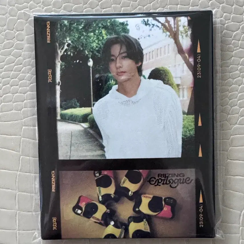 [BUNJANG] RIIZE Epilogue Photo Set Anton / 라이즈 Epilogue 포토세트 앤톤