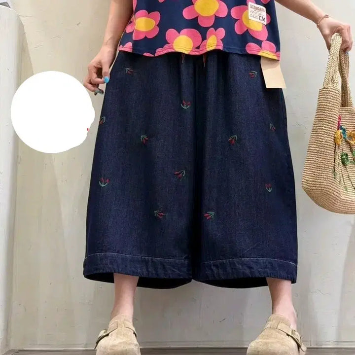 [SOLD OUT] [새상품]귀여운 플라워 자수 밴딩 와이드 데님 팬츠