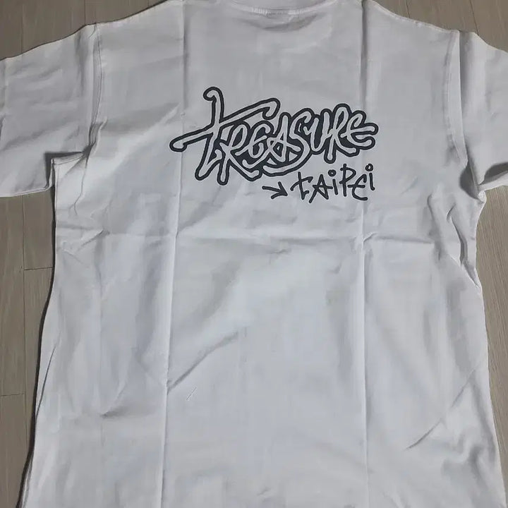 [BUNJANG] YG Select TREASURE 20 City Edition Short Sleeve T-Shirt / YG SELECT 트레저 20 시티 에디션 반팔 티셔츠 양도합니다