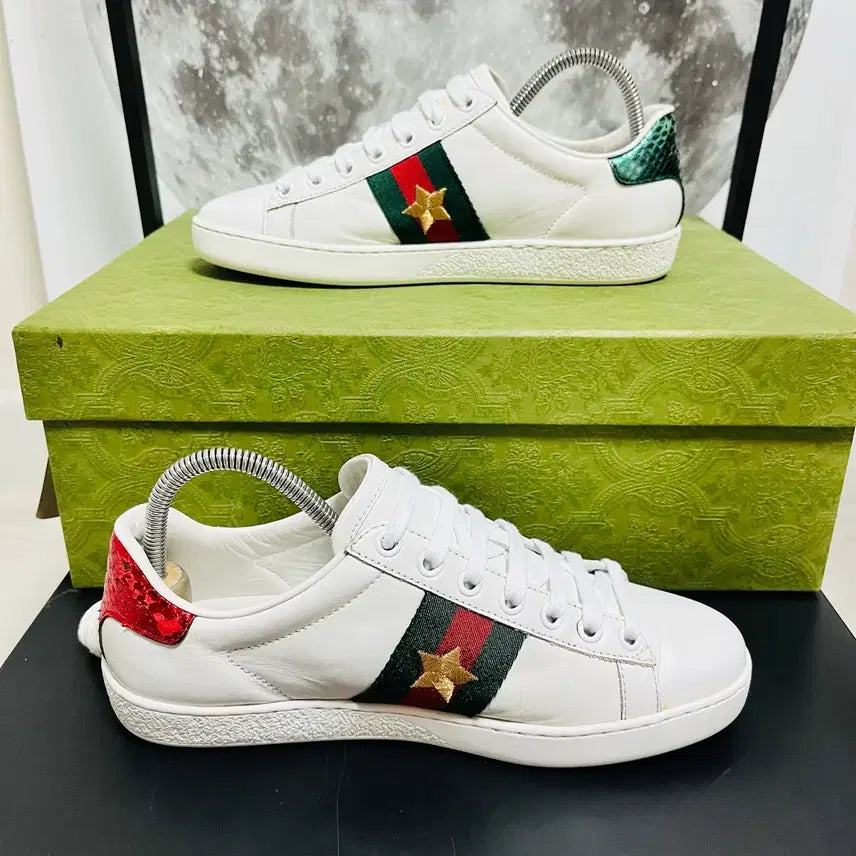 [BUNJANG] Gucci Pineapple Ladybug Ace Sneakers (Size 36) / 정품 36) 구찌 파인애플 무당벌레 에이스 스니커즈 230~235