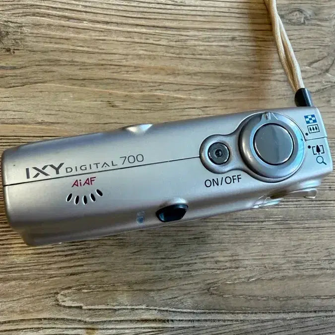 [BUNJANG] Canon IXUS 700/750 Gold Edition Digital Camera / 익시700, 익서스750 (원희디카) ixy 700,ixus 750 골드