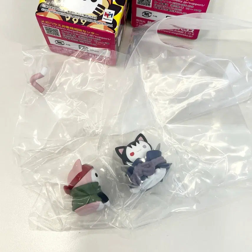 [BUNJANG] MegaHouse Naruto Uchiha Sasuke &amp; Sakura Figure / 나루토 메가캣 우치하 사스케, 사쿠라 피규어