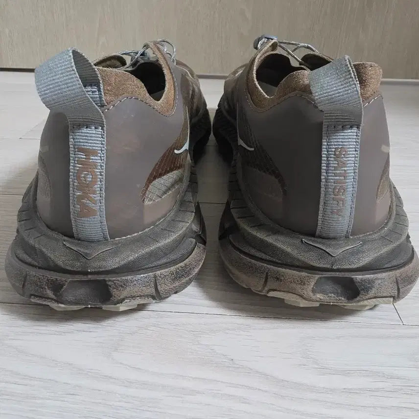 [BUNJANG] Hoka x Satisfy Speed 4 Mafate Speed 4 Light Rubber Shoes / [260] <초S급>  호카x새티스파이 스피드4 마파테 라이트러버