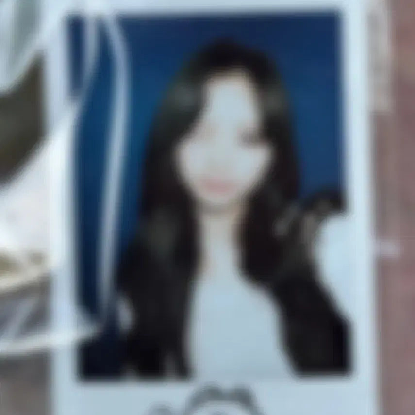 [BUNJANG] tripleS Jiwoo S3 Signed Polaroid / 트리플에스 tripleS 이지우 S3 싸인 폴라로이드